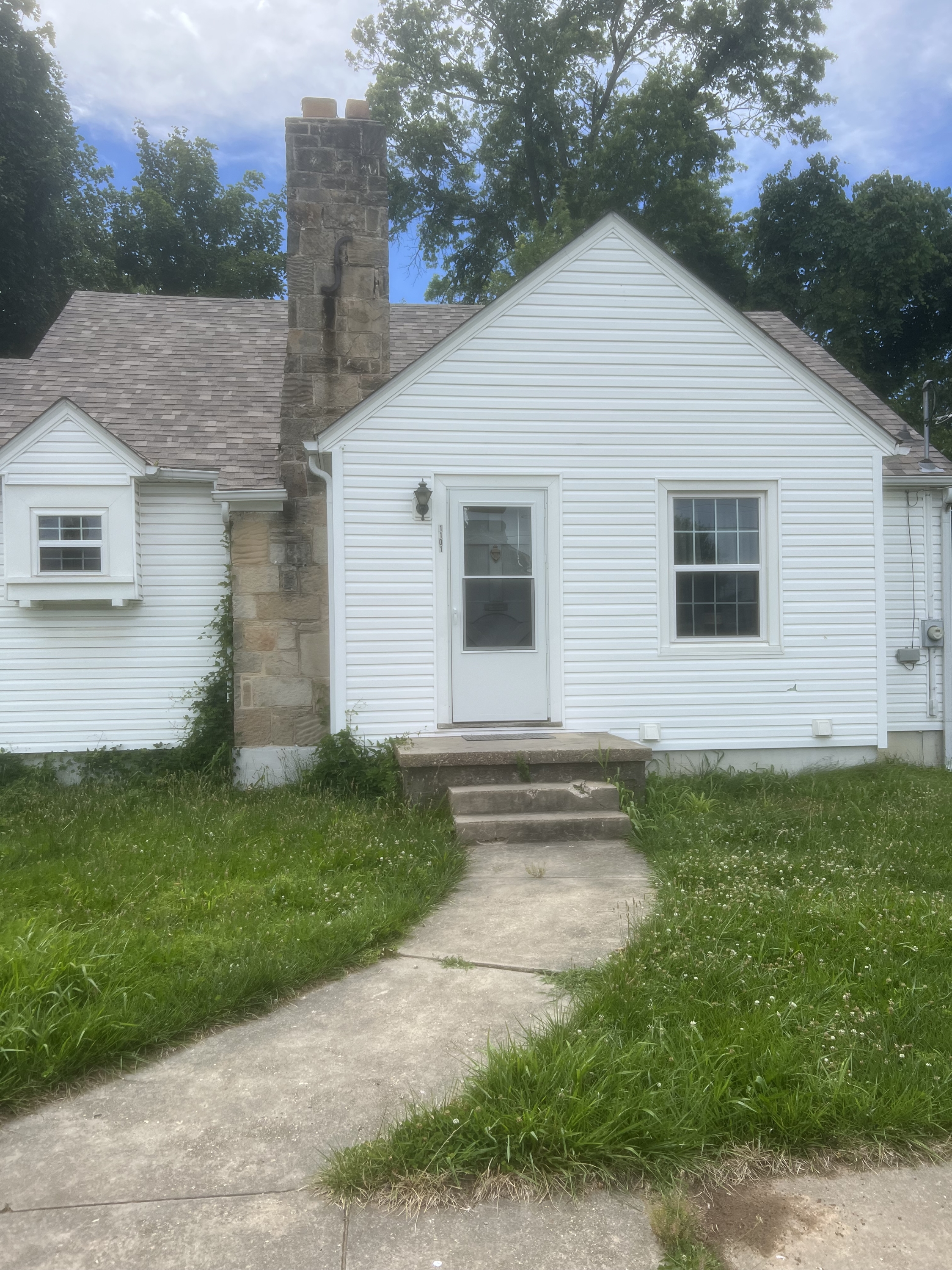 1101 Spring Avenue