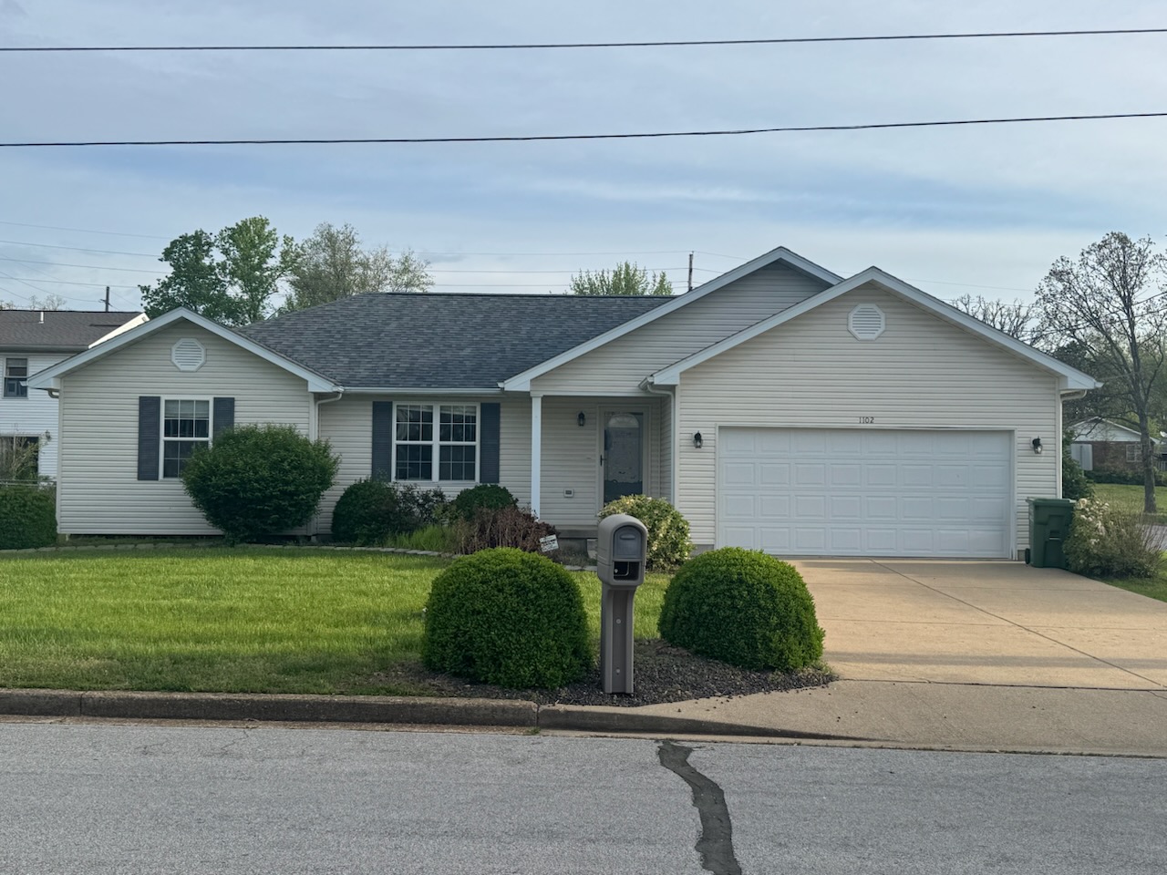 Property main image